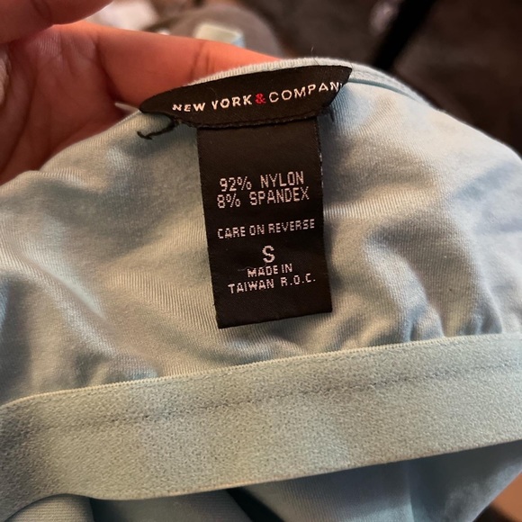 Tank top - Picture 2 of 2